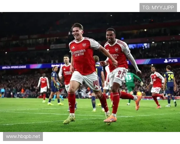 阿森纳防线稳定性问题显现，对球队竞争格局产生阶段性影响