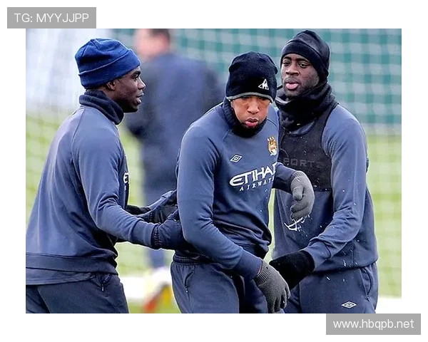 巴洛特利训练迟到还顺手买了辆兰博基尼？